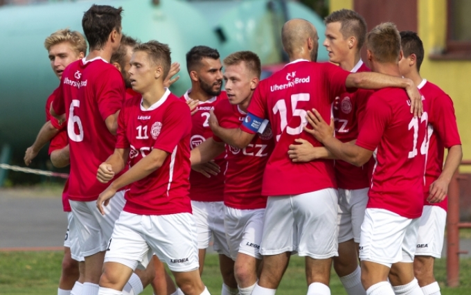 ČSK Uherský Brod : FC Dolní Benešov 4:1 (1:0)